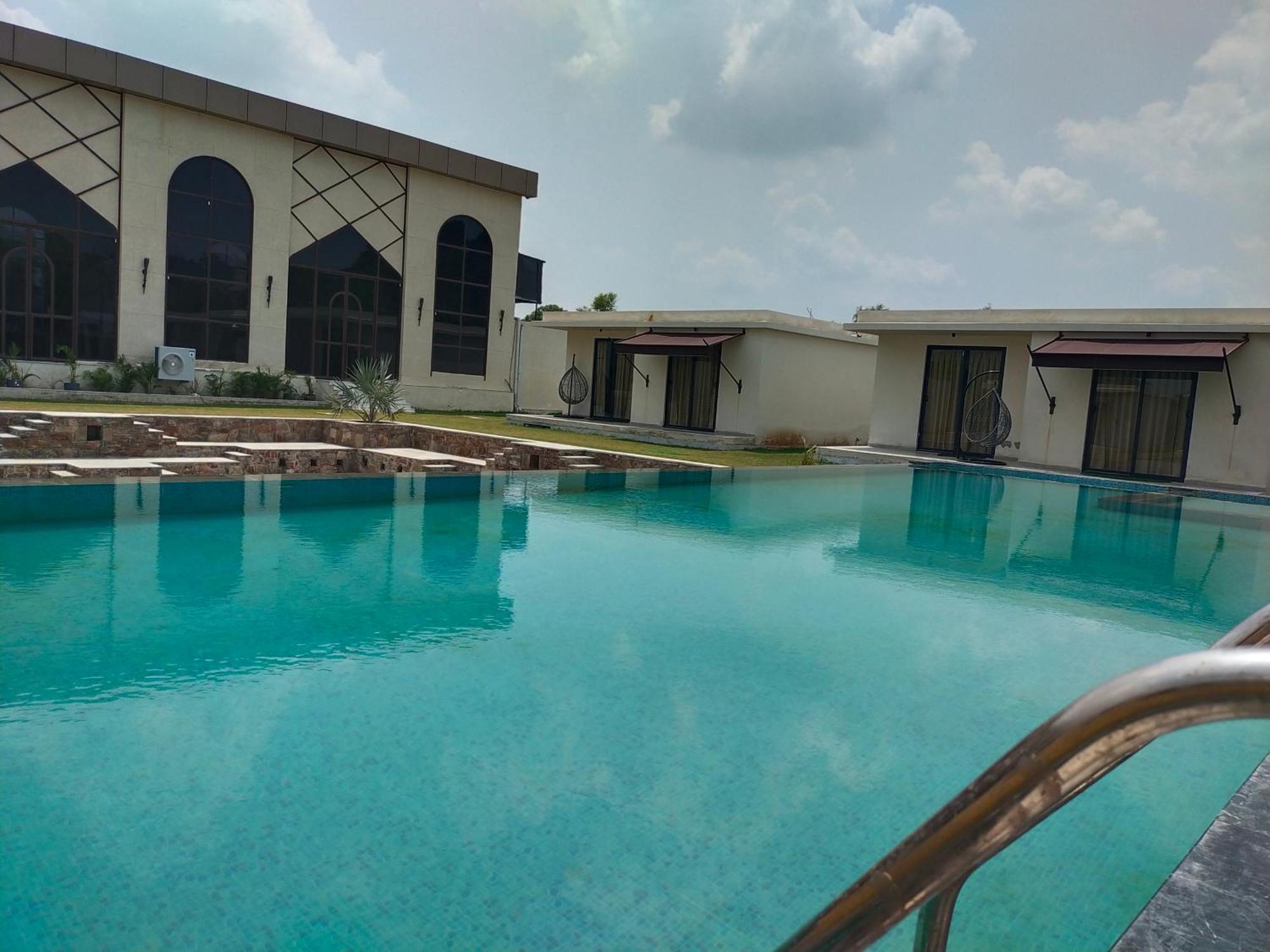 Amore Farms Kukas Jaipur Villa Eksteriør billede